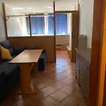 Rebeca Апартаменти *